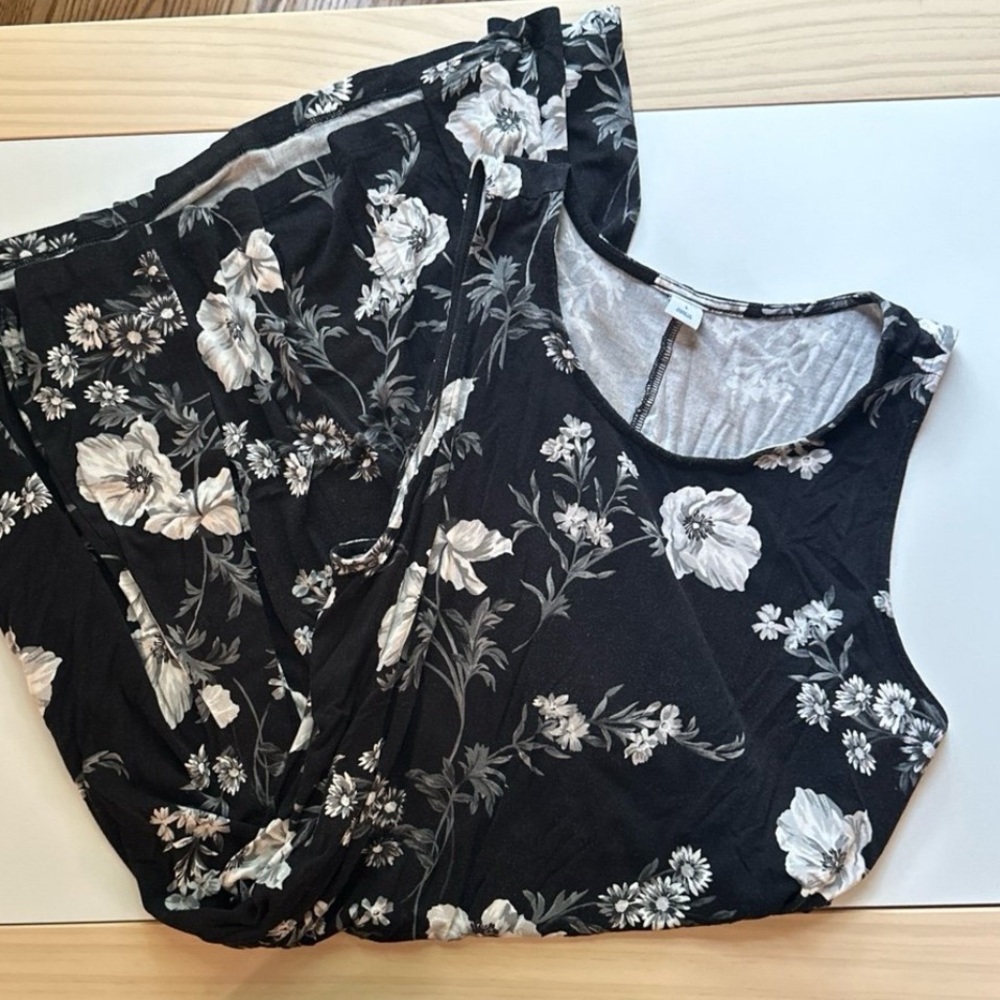 Old Navy Black Gray White Floral Tank Sleeveless Dress L Knit Stretchy